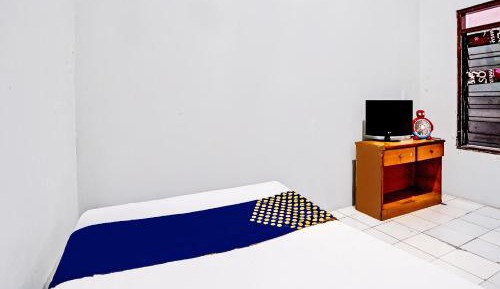 Small Single Room