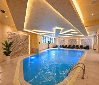 Two-Bedroom Apartment with Balcony