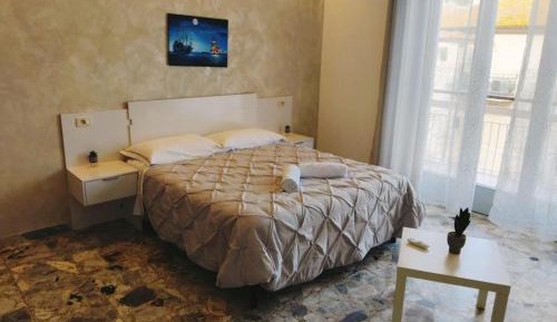 Triple Room with Sea View
