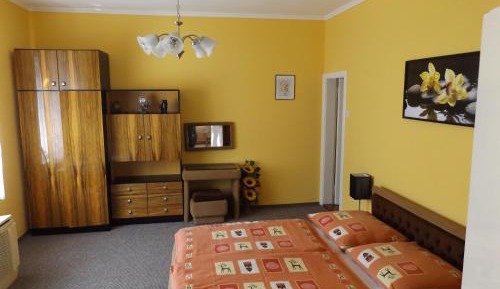 Triple Room with Bathroom