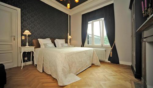 Deluxe Double Room with Bath