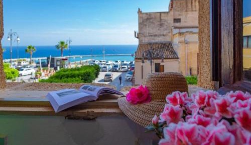 Deluxe Double Room with Sea View