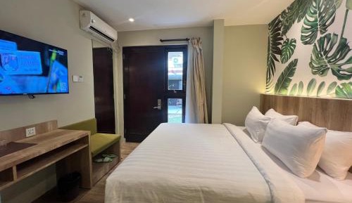 Deluxe King Room