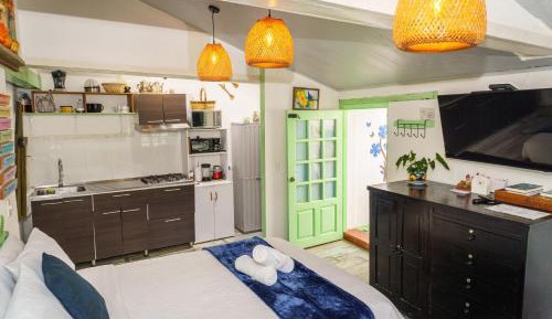 Studio Apartment with Balcony