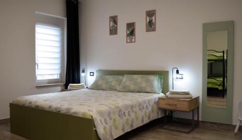 Quadruple Room with Private Bathroom