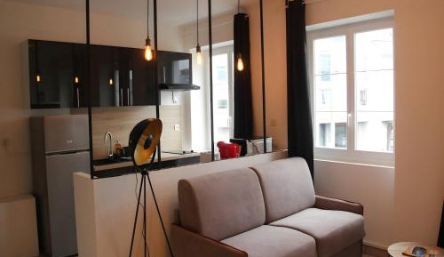 One-Bedroom Apartment