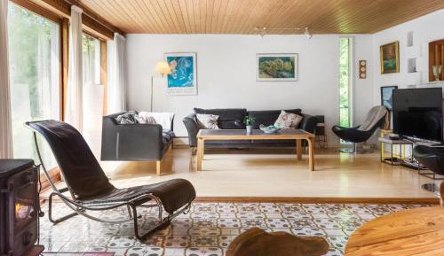 Three-Bedroom Holiday Home 