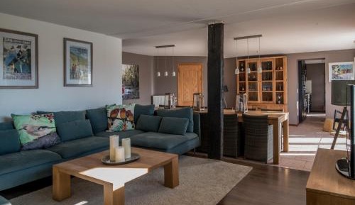 Six-Bedroom Holiday Home