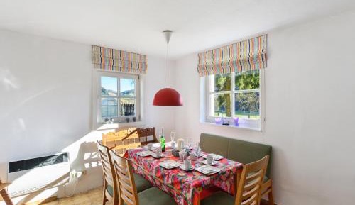 Three-Bedroom Holiday Home 