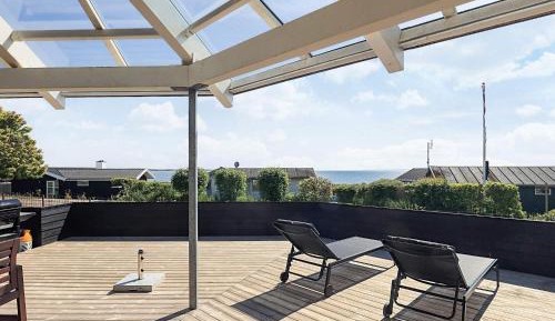 Four-Bedroom Holiday Home