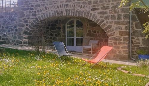 Studio with Garden View