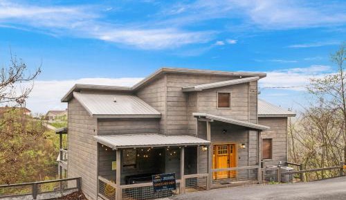 Four-Bedroom Holiday Home