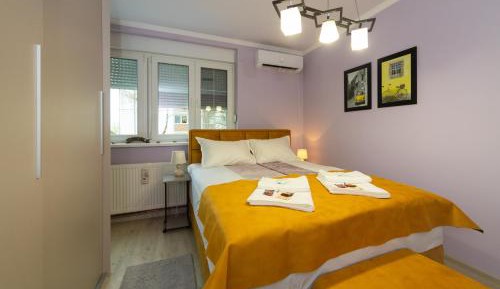 One-Bedroom Apartment with Terrace