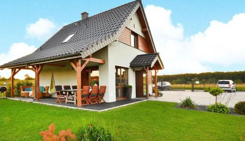 Four-Bedroom Holiday Home