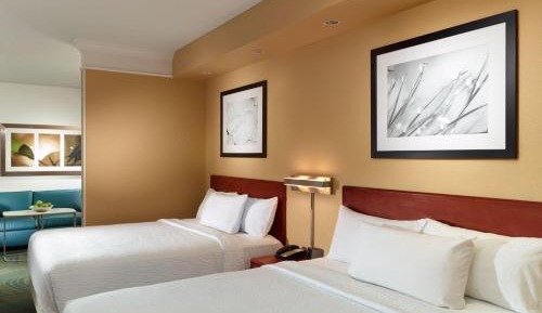 Queen Suite with Two Queen Beds