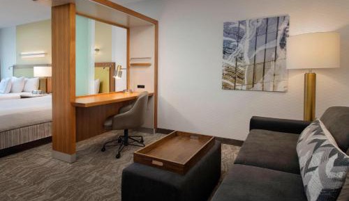 Two Queen beds Studio with Sofa Bed