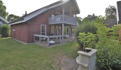 Three-Bedroom Vacation Home 