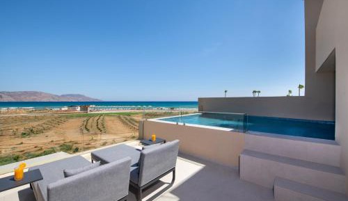 Prestige Junior Suite Swim Up Sea View