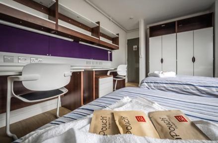 Standard Large Twin Room with Shared Bathroom