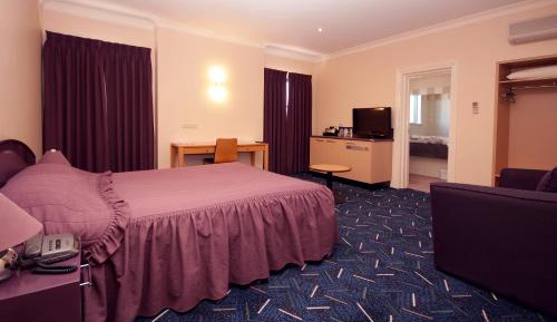 Queen Room