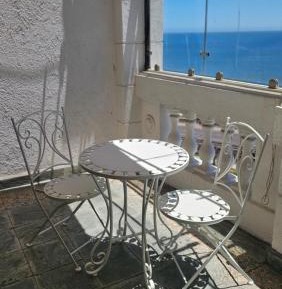 Double Room with Balcony and Sea View