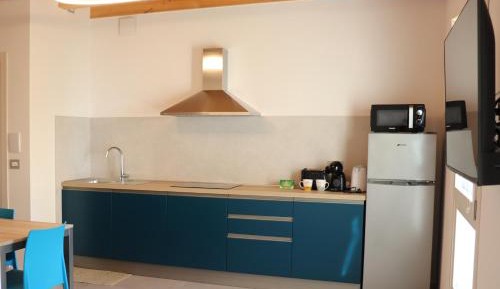 Studio Apartment with One Double Bed