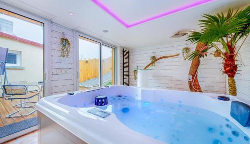 Three-Bedroom Holiday Home 