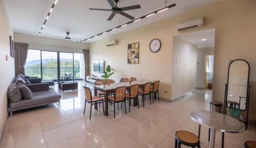 Three-Bedroom Premium Apartment with Balcony
