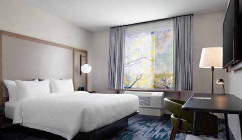 Guest Room, 1 King
