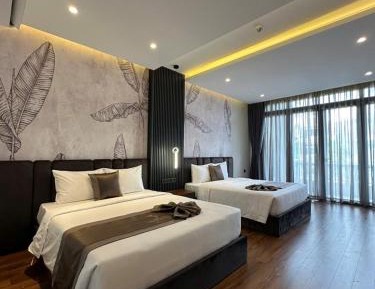 Quadruple Room with Balcony