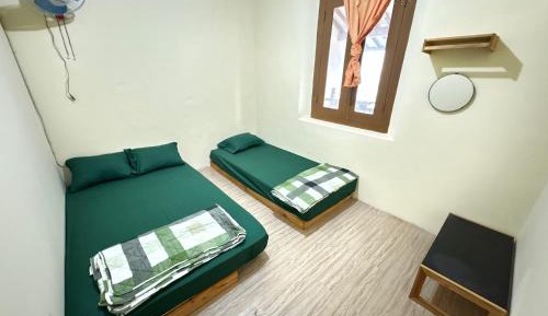 Twin Room with Shared Bathroom