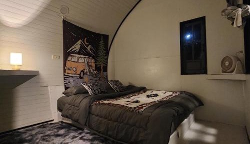One-Bedroom House