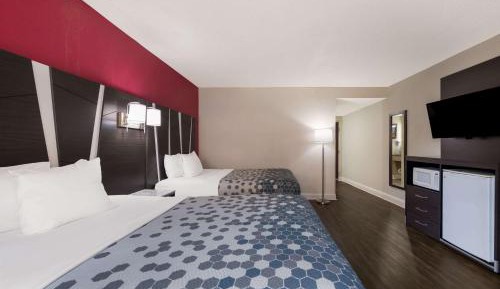 Queen Room with Two Queen Beds - Non-Smoking