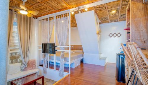 Deluxe Family Suite