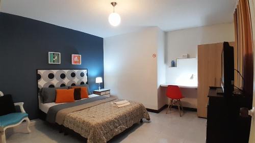 Standard Double Room with Shared Bathroom