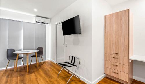 Queen Room