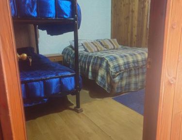 Quadruple Room with Private Bathroom