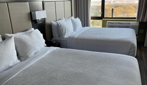 Standard Room with Two Queen Beds