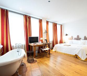Junior Suite (3 Adults)