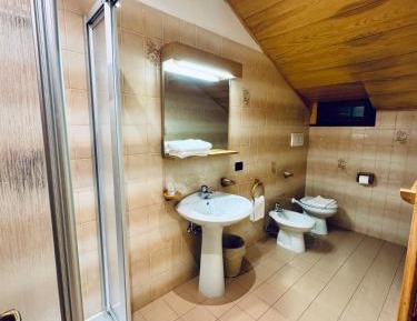 Quadruple Room with Mountain View