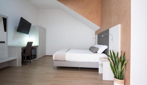 Quadruple Room with Private Bathroom