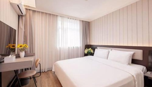 Superior Queen Room