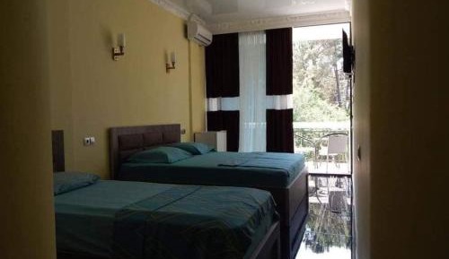 Standard Triple Room with Sea View