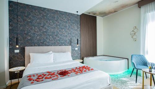 Double Room with Spa Bath