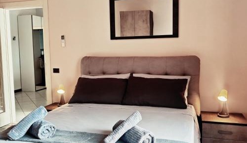 Two-Bedroom Deluxe Apartment