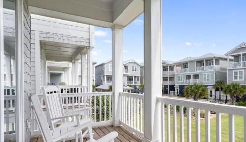 Three-Bedroom Townhouse