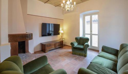 Five-Bedroom Holiday Home