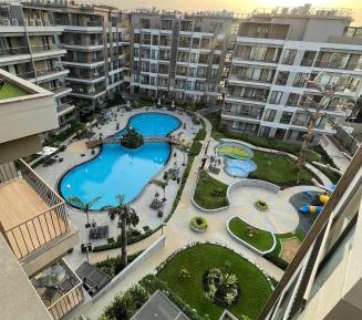 Studio Apartment with Balcony
