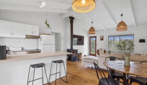 Three-Bedroom Holiday Home 
