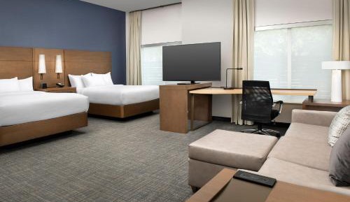 Queen Studio with Two Queen Beds and Sofa Bed